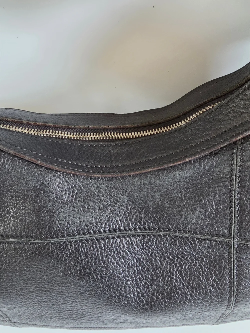 Salvatore Ferragamo Women's Black Leather Hobo Handbag Purse
